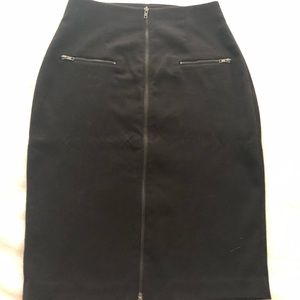 Worthington Zippered Pencil Skirt